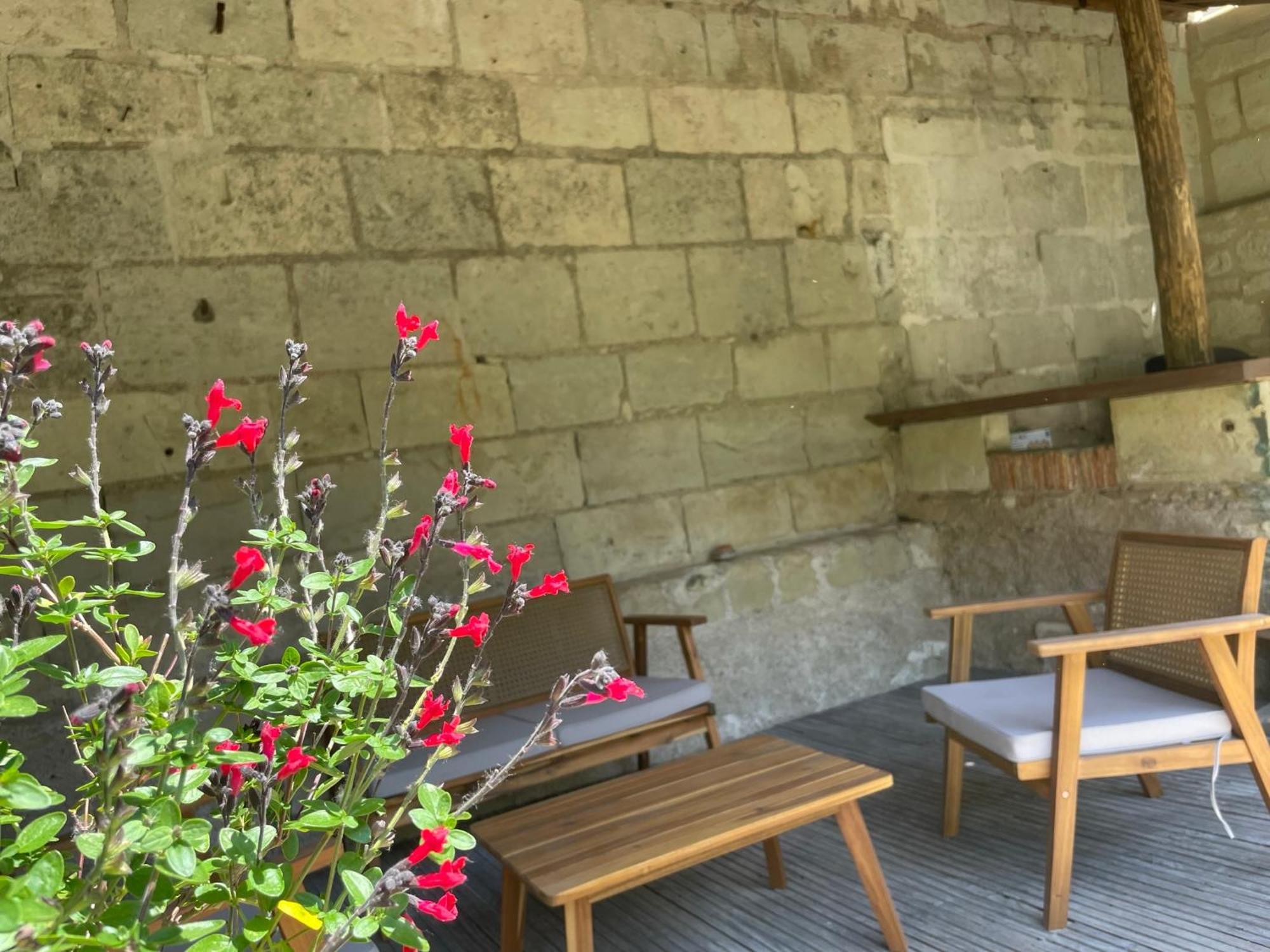 Chez Juliette - Maison Et Jardin - Bord De Loire A Saumur Bagian luar foto